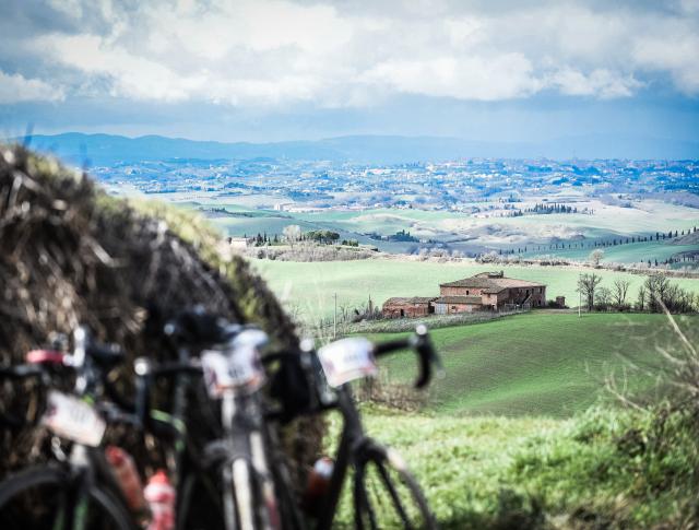 Strade Bianche Bidong Fietstransport Fietsvakantie